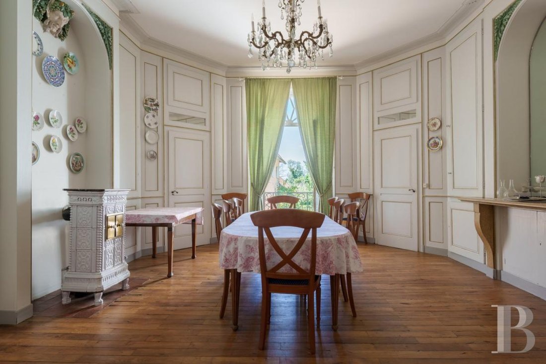 Château des Rêves: An 18th-Century Directoire Masterpiece in Jura’s Golden Light