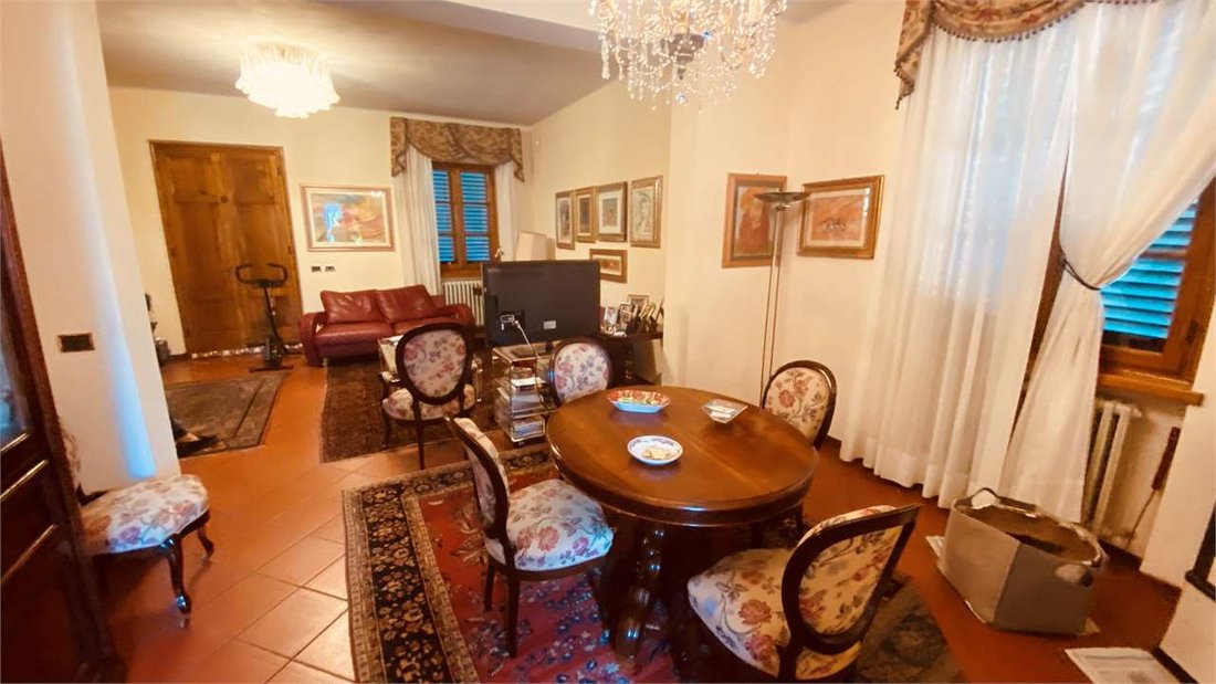 Villa in Porcari, Tuscany, Italy 3 - 14447391