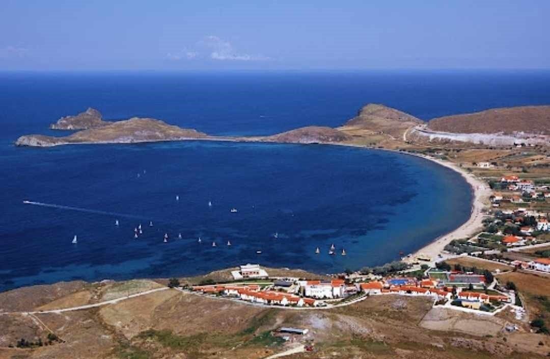 1045222 Apartment Complex For Sale, Limnos Mirina, 300 Sq.M., In Greece