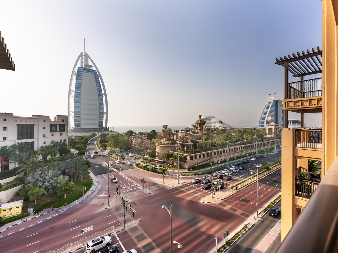 Apartment in Umm Suqeim, Dubai, United Arab Emirates 2 - 14446953
