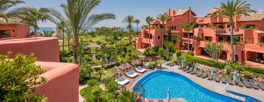 Penthouse in Gualdalmansa, Estepona, Andalusia 4 - 14447165