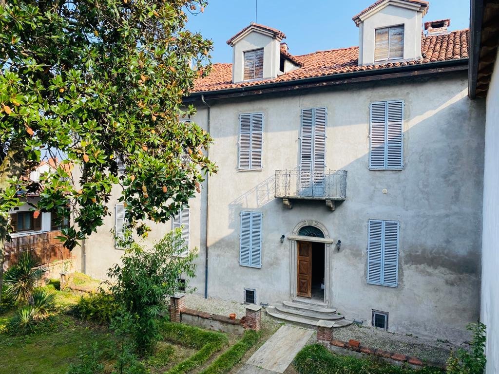 Estate in Gassino Torinese, Piedmont, Italy 1 - 14451861