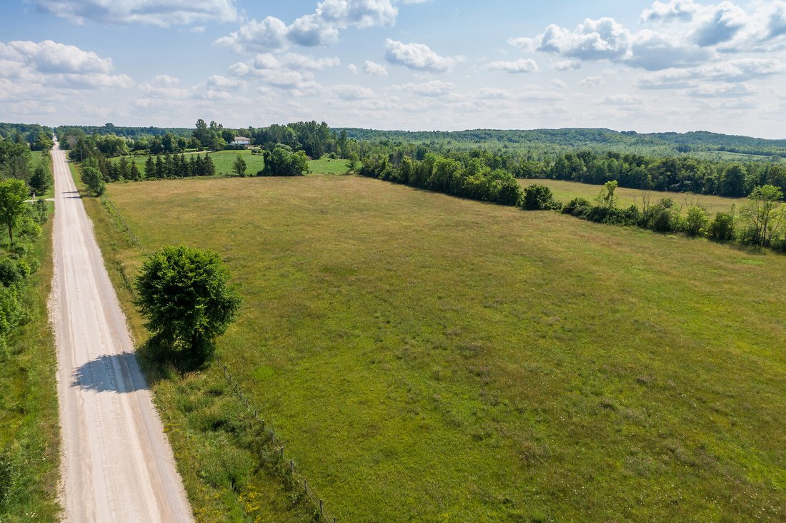 Grey Highlands, Southern Bay In Thornbury, Ontario, Canada For Sale (14448795)