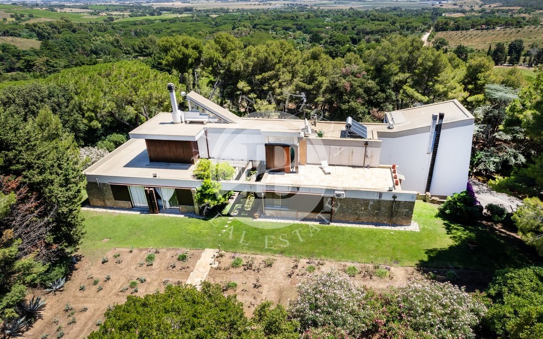 Villa in Center, Piombino, Tuscany 1 - 14268438