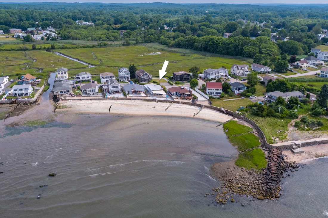 Direct Waterfront, Private Sandy Beach In Westbrook, Connecticut