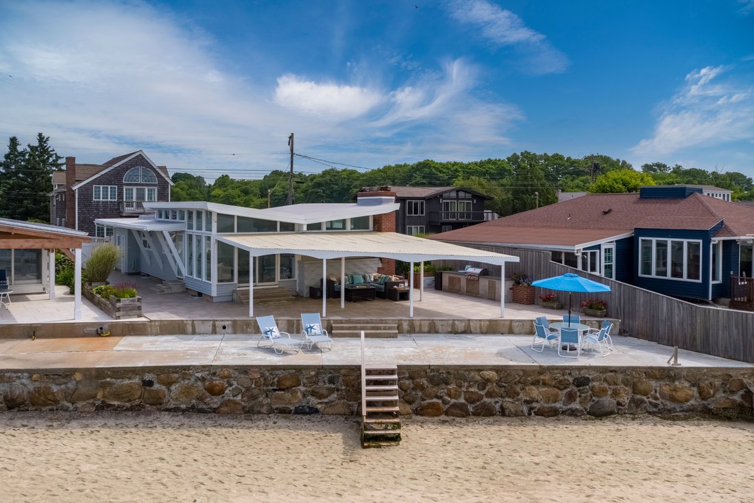 Direct Waterfront, Private Sandy Beach In Westbrook, Connecticut