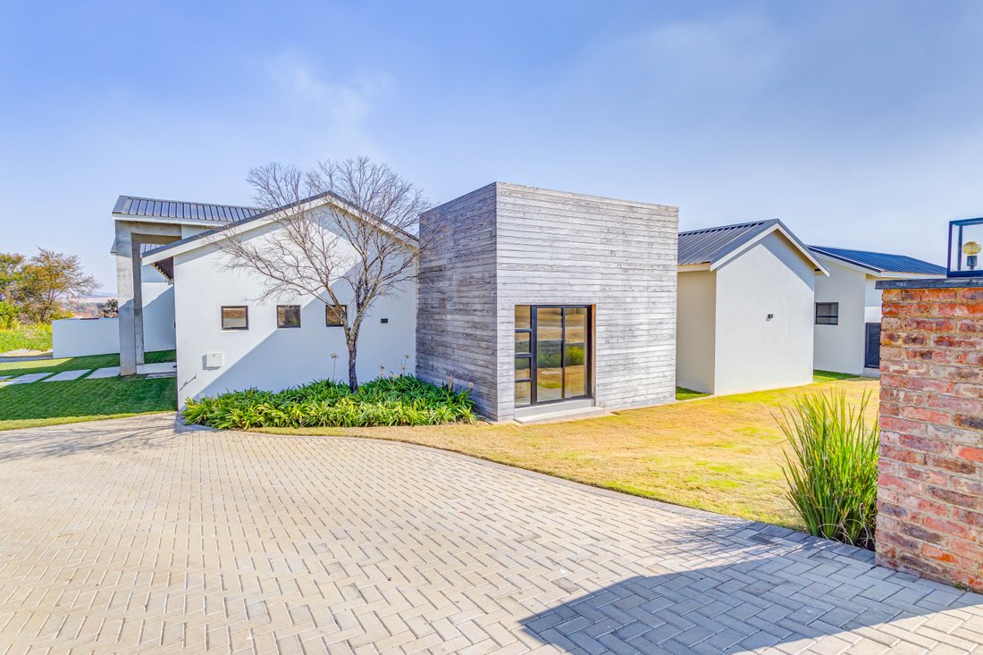 House in Blair Atholl Golf Estate, Gauteng, South Africa 5 - 14452981