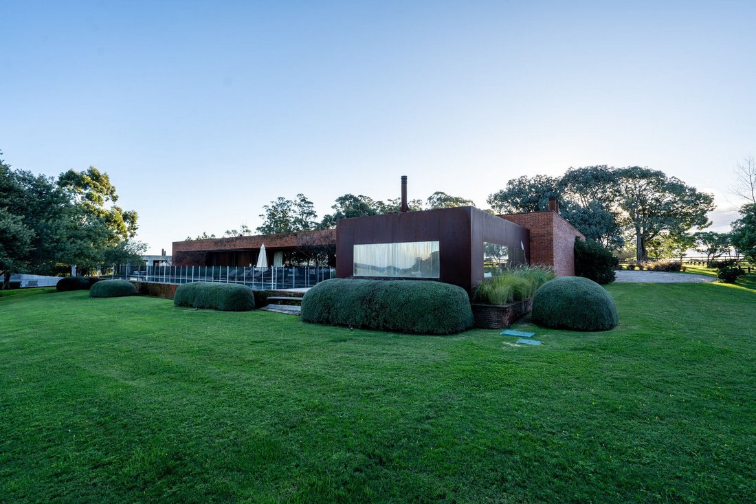 House in Fasano las Piedras, Maldonado Department, Uruguay 5 - 14452185