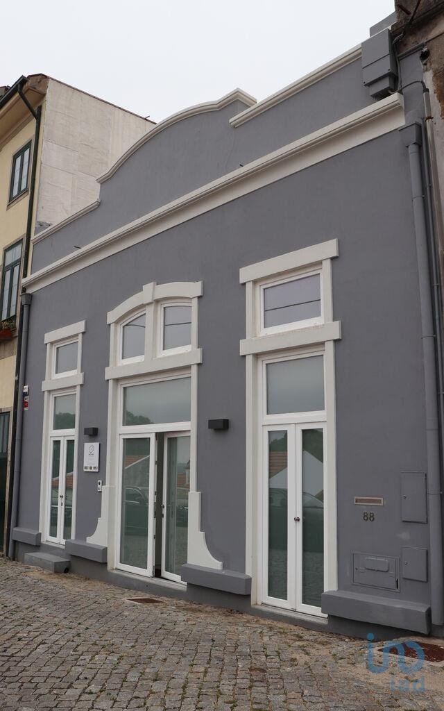 Townhouse in Santa Marinha e Sao Pedro da Afurada, Porto District, Portugal 2 - 14454839