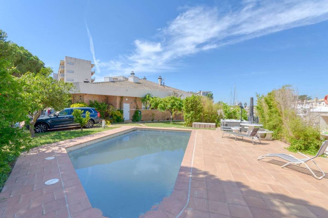 House in Roses, Catalonia, Spain 1 - 14454037