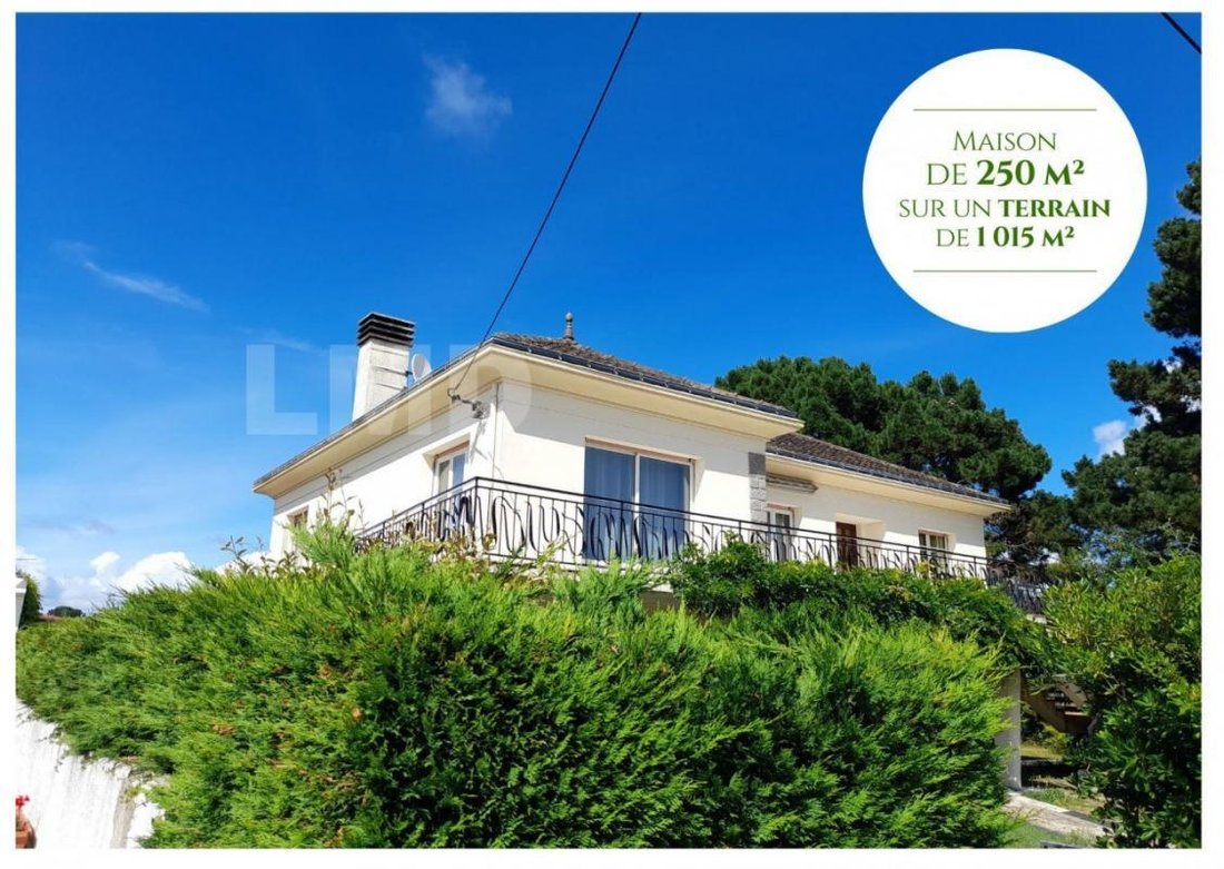 Villa in La Plaine-sur-Mer, Pays de la Loire, France 2 - 14453737