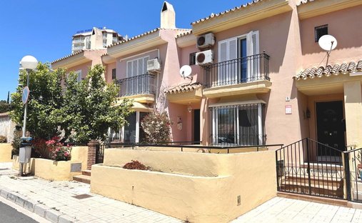 Chalet in Fuengirola, Andalusia, Spain 1