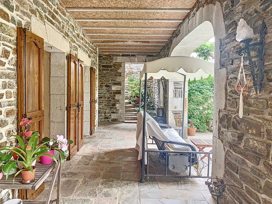 Villa in Malbosc, Auvergne-Rhône-Alpes, France 1 - 14454015