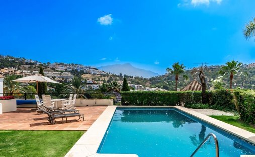 Villa in Benahavis, Andalusia, Spain 1
