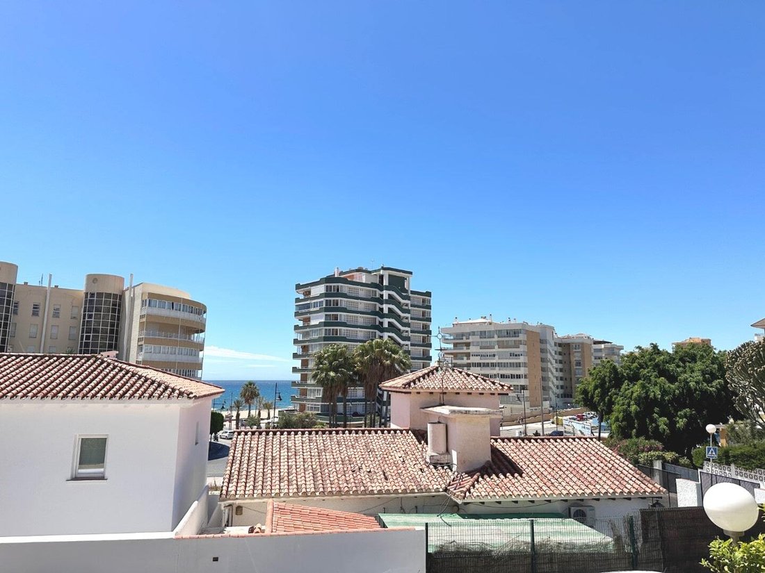 Chalet in Fuengirola, Andalusia, Spain 2 - 14452608