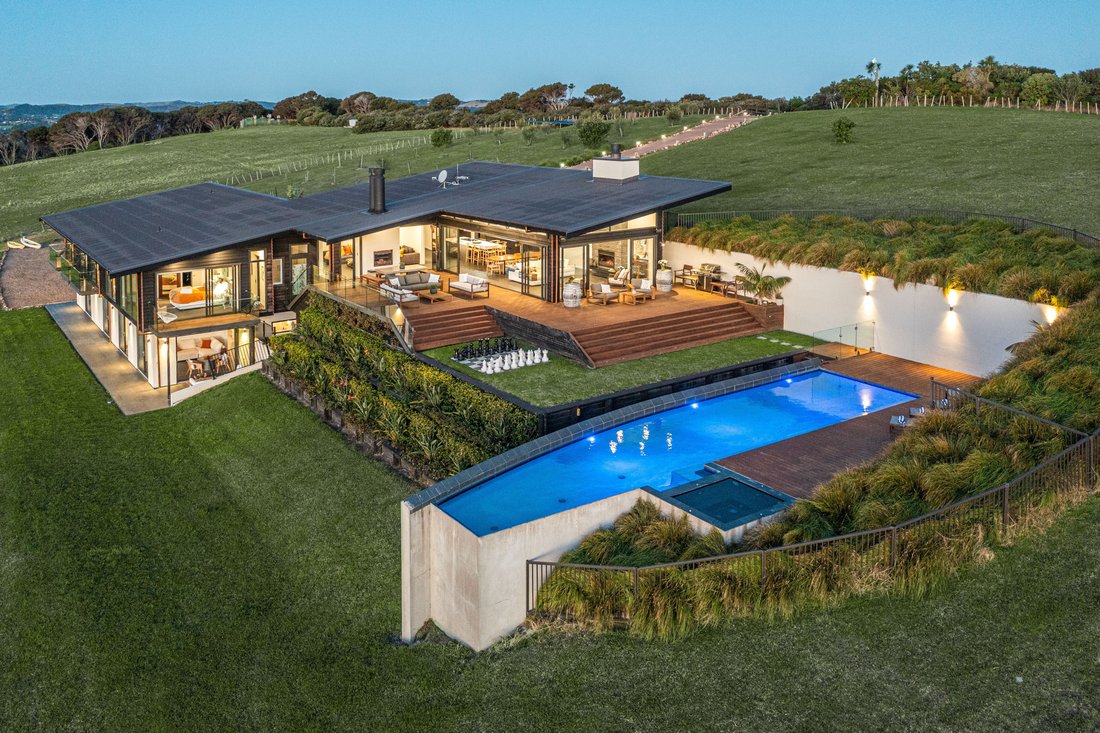 Tradewinds Estate In Waiheke Island, Auckland, New Zealand For Sale