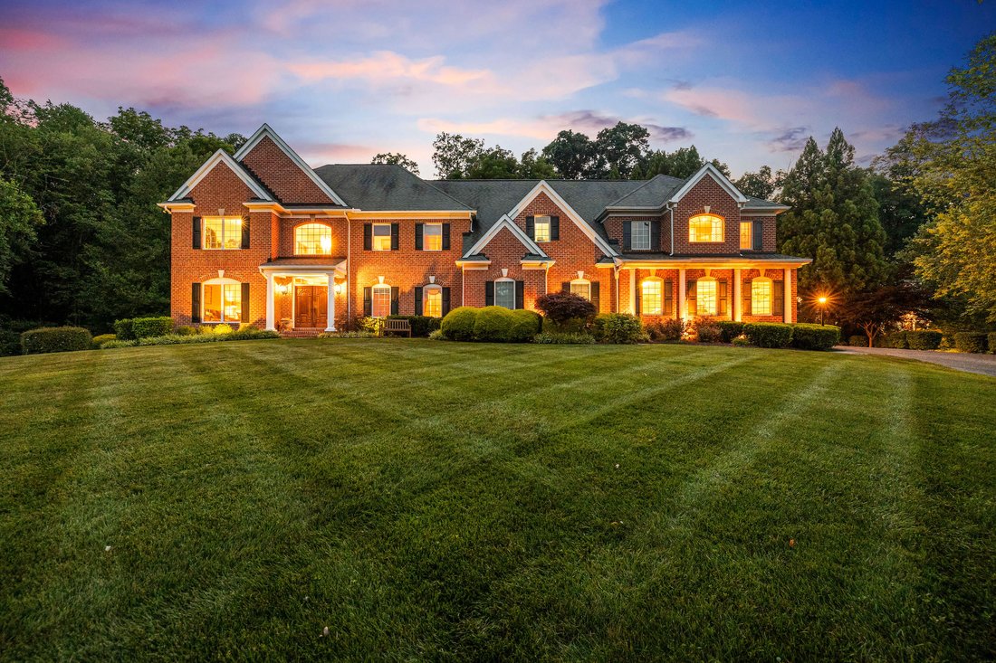 River Downs In Finksburg, Maryland, United States For Sale (14454884)