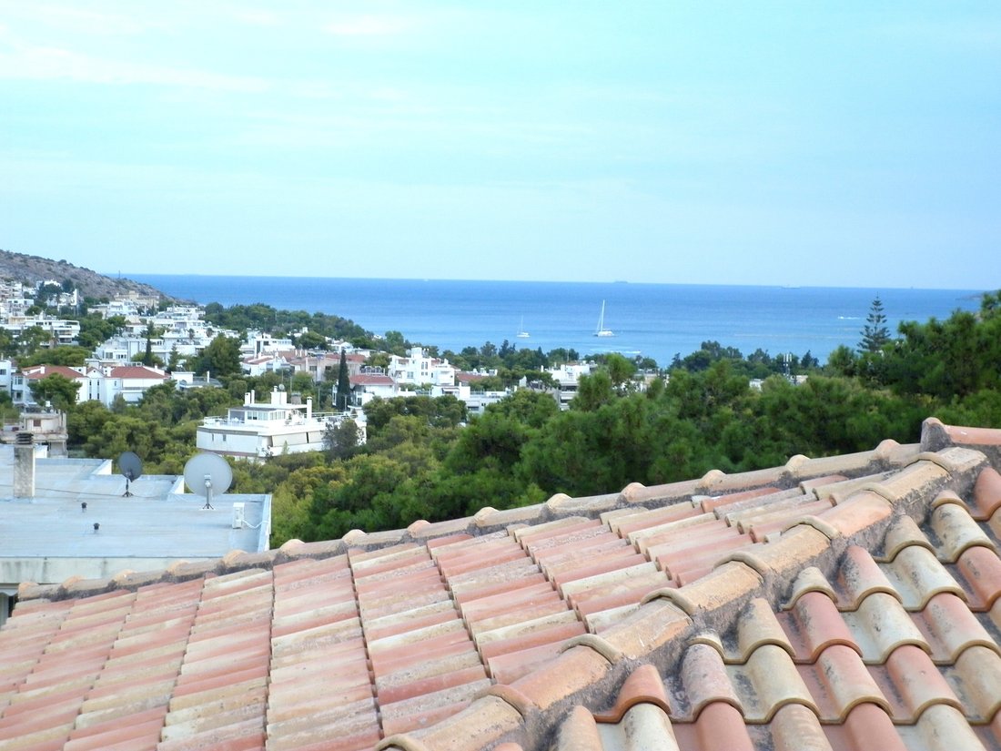 House in Vouliagmeni, Attica, Greece 1 - 14455002