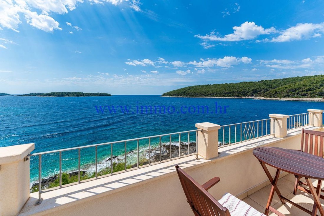 Villa in Korčula, Dubrovnik-Neretva County, Croatia 1 - 14460031