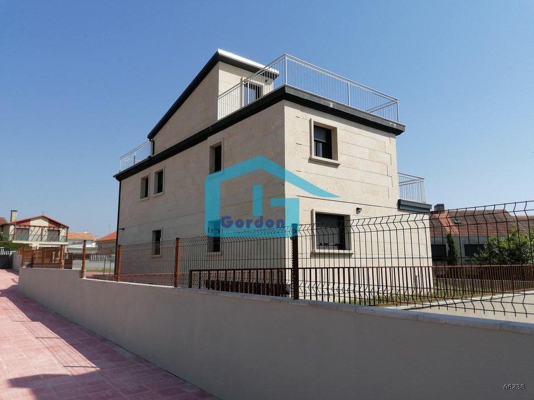 Chalet a Sanxenxo, Galizia, Spagna 1 - 14460250