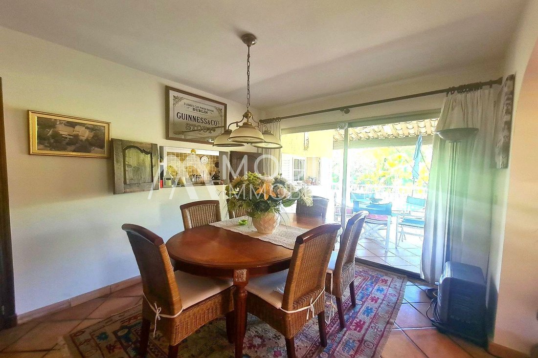 Villa in Ville-Les Saquedes-Le Bouillonnet, Sainte-Maxime, France 3 - 14051027