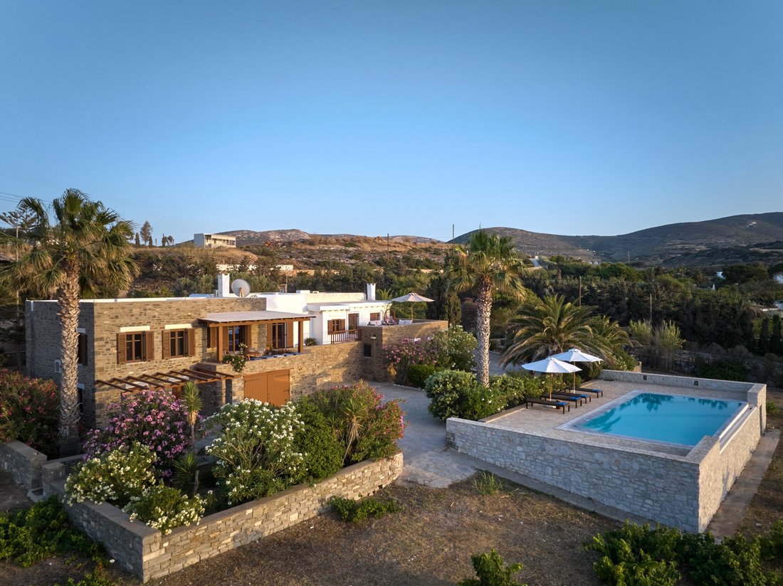 House in Paros, Aegean, Greece 1 - 14458137