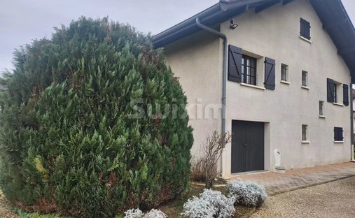 House in Vallieres, Vallieres-sur-Fier, France 1