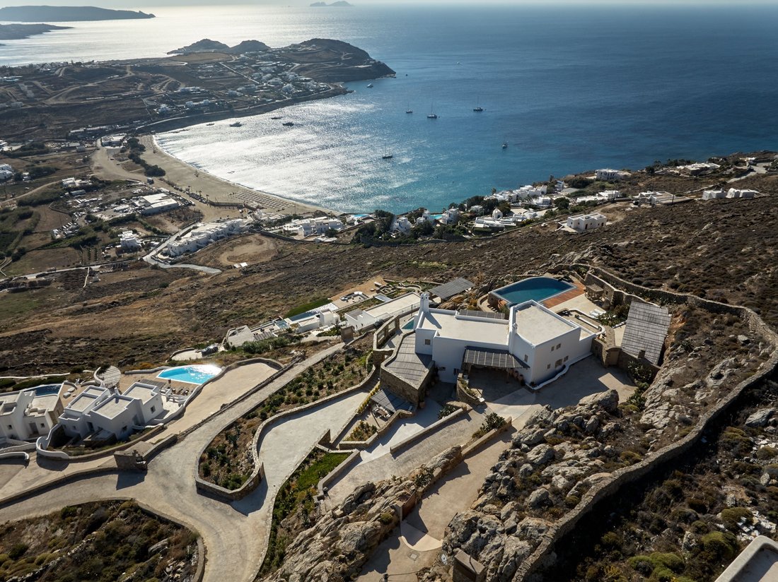 House in Ano Mera Community, Aegean, Greece 4 - 12626425