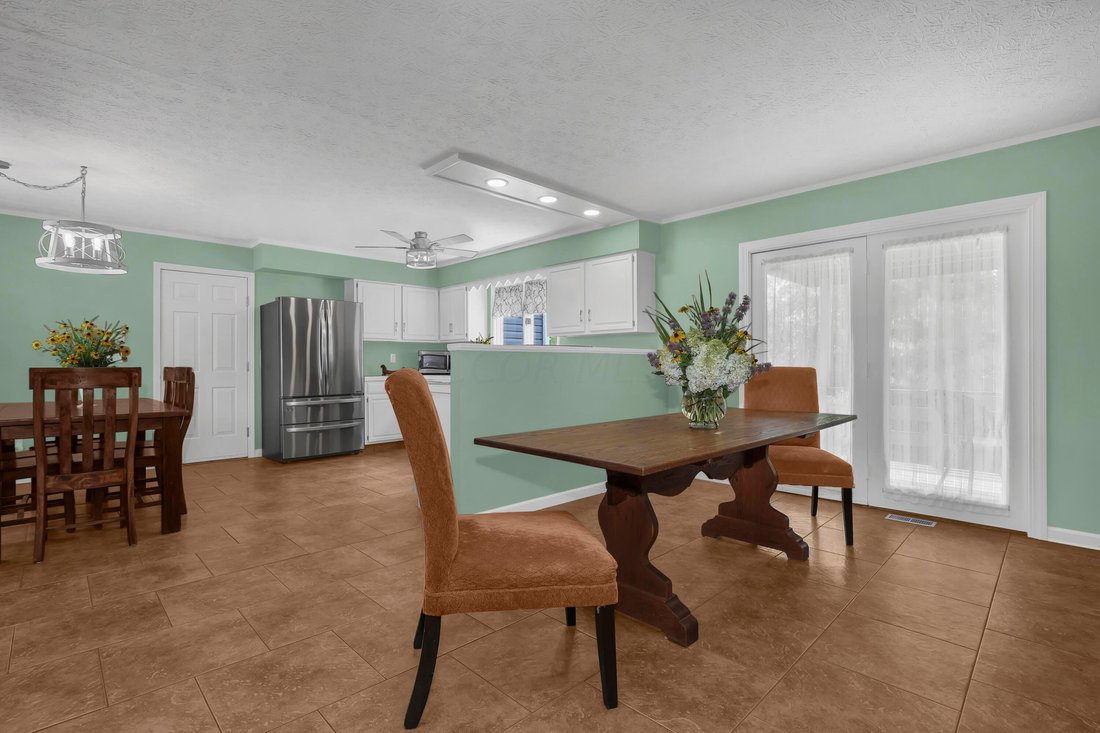 House in Alexandria, Ohio, United States 2 - 14455795