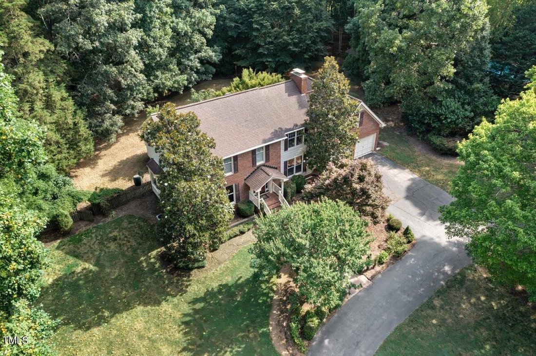 4 Bedrooms Single Family Detached In Raleigh, North Carolina, United