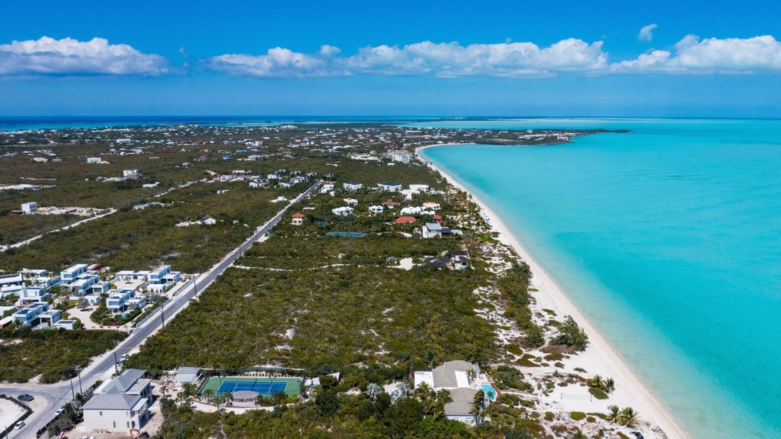 Terrain en Long Bay Hills, Caicos Islands, Îles Turks et Caïques 3 - 14456743