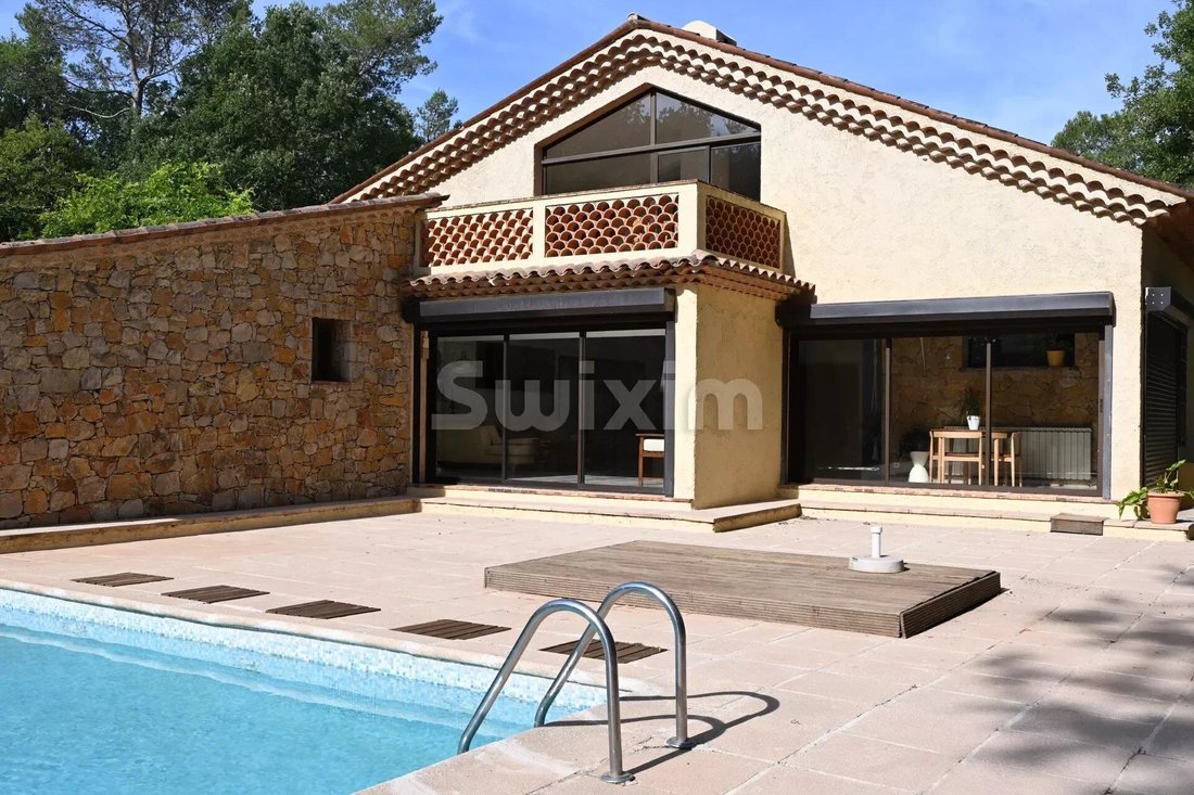 Casa a Tourrettes, Provenza-Alpi-Costa Azzurra, Francia 1 - 14339732
