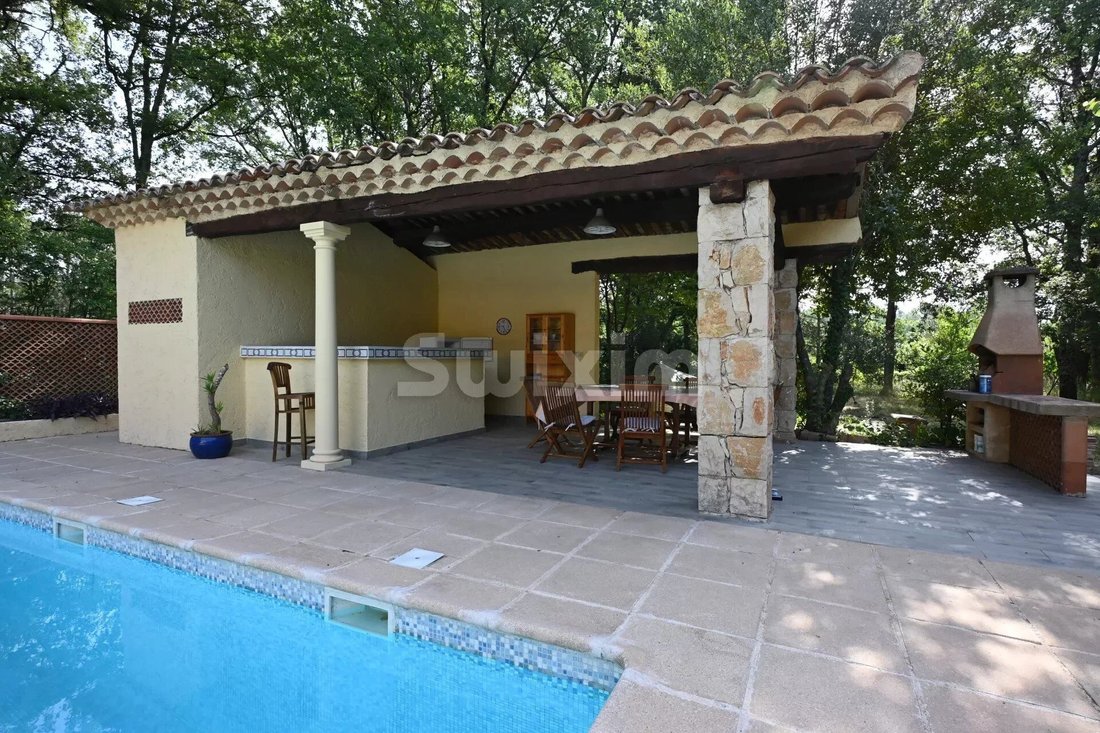Casa a Tourrettes, Provenza-Alpi-Costa Azzurra, Francia 2 - 14339732