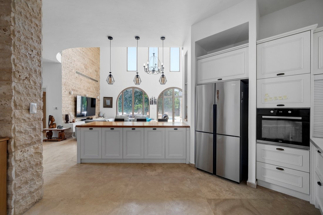 House in Or Akiva, Haifa District, Israel 4 - 14461210