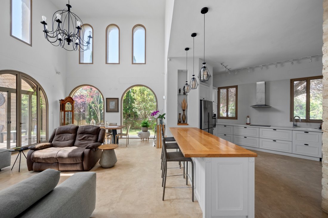 House in Or Akiva, Haifa District, Israel 2 - 14461210