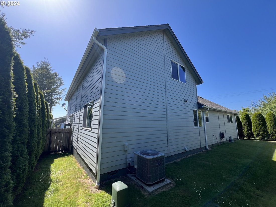House in Brookings, Oregon, United States 4 - 14461552
