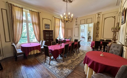 Tournon Saint Pierre Castle