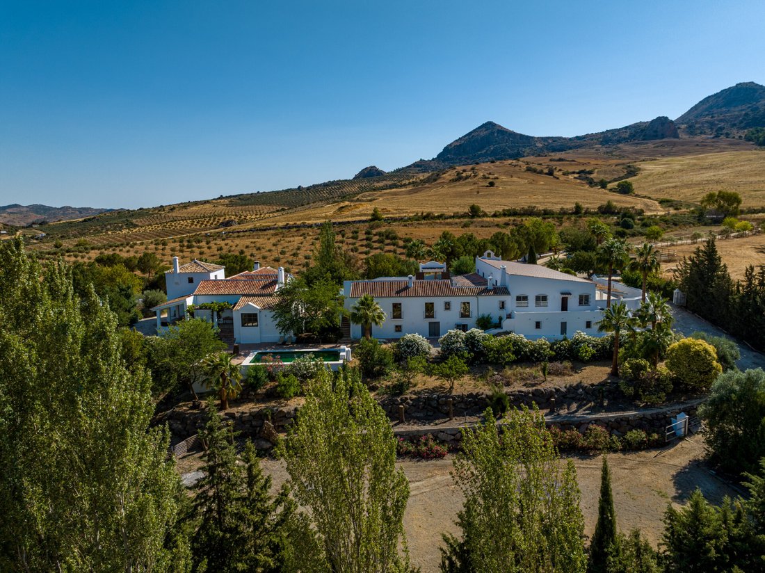 Finca in El Burgo, Andalusia, Spain 1 - 14462352