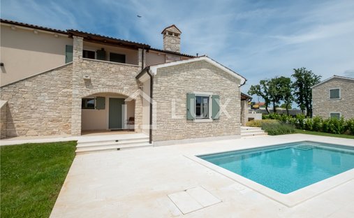 Casa en Butkovići, Svetvinčenat, Istria, Croacia 1
