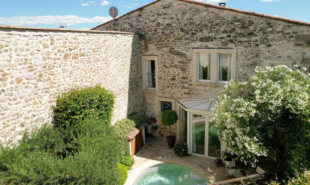 Superb Stone House With Swimming Pool In A Village In Uzès, Occitanie
