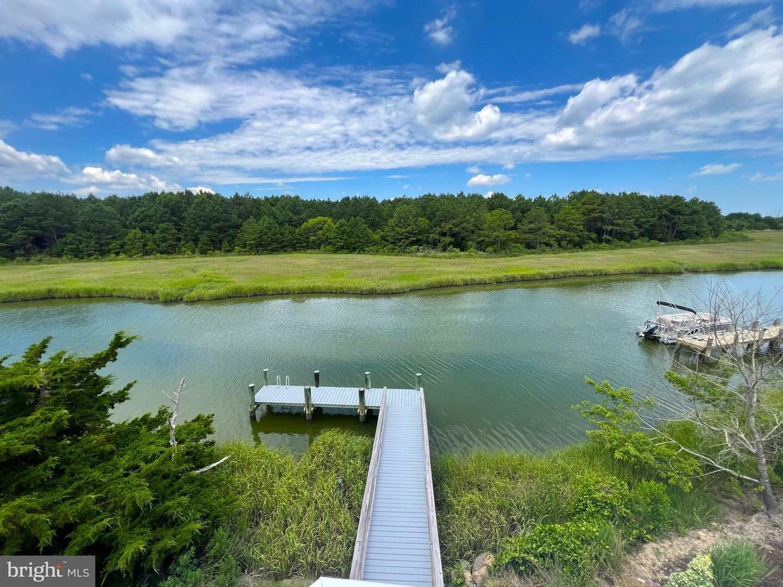 Coastal Gem Overlooking Nature In Bethany Beach, Delaware, United