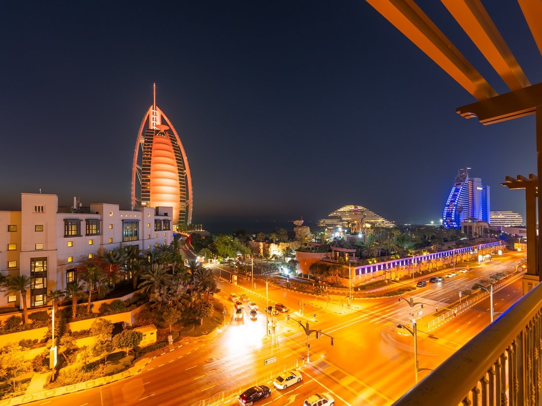 Apartment in Umm Suqeim, Dubai, United Arab Emirates 1 - 14462417