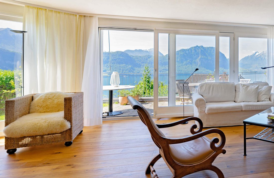 Elegant Condominium With Breathtaking Views In Weggis, Lucerne