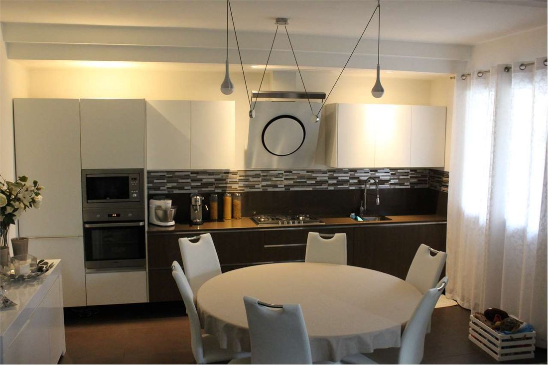 Villa in Porcari, Tuscany, Italy 5 - 14463000