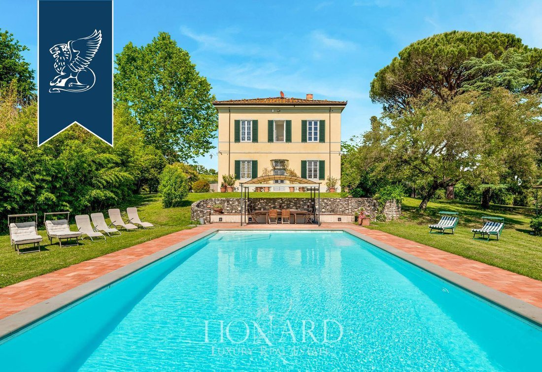 Villa in Area Monte San Quirico - Sant'Alessio, Lucca, Tuscany 3 - 14463061