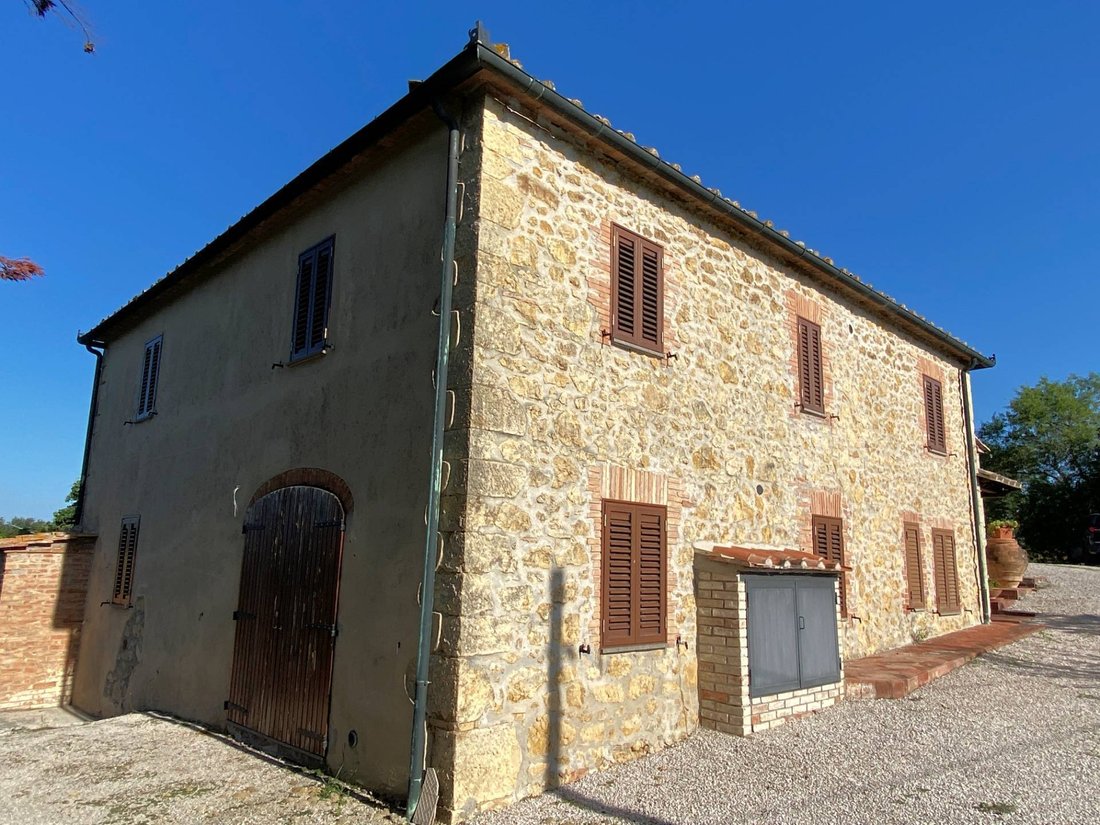 Casa di campagna a Castelnuovo di Val di Cecina, Toscana, Italia 3 - 14462971