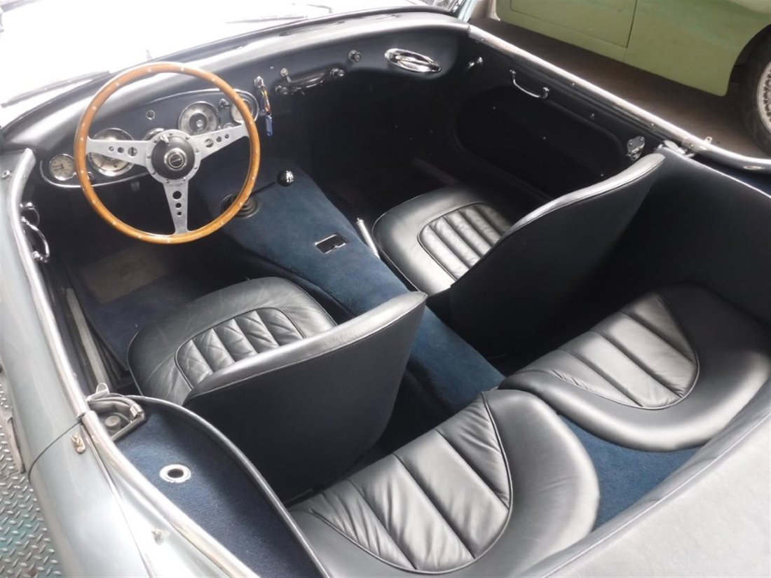 Cabriolet in De Lier, South Holland, Netherlands 5 - 14463823