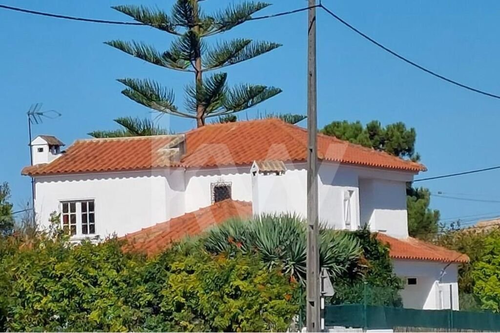 Seixal Town House In Seixal, Setubal, Portugal For Sale (14464422)
