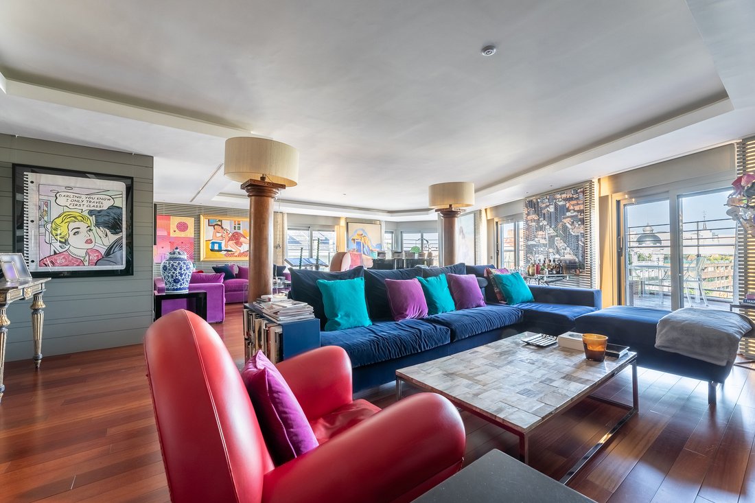 Apartment in Chamberi, Madrid, Spain 2 - 14463804