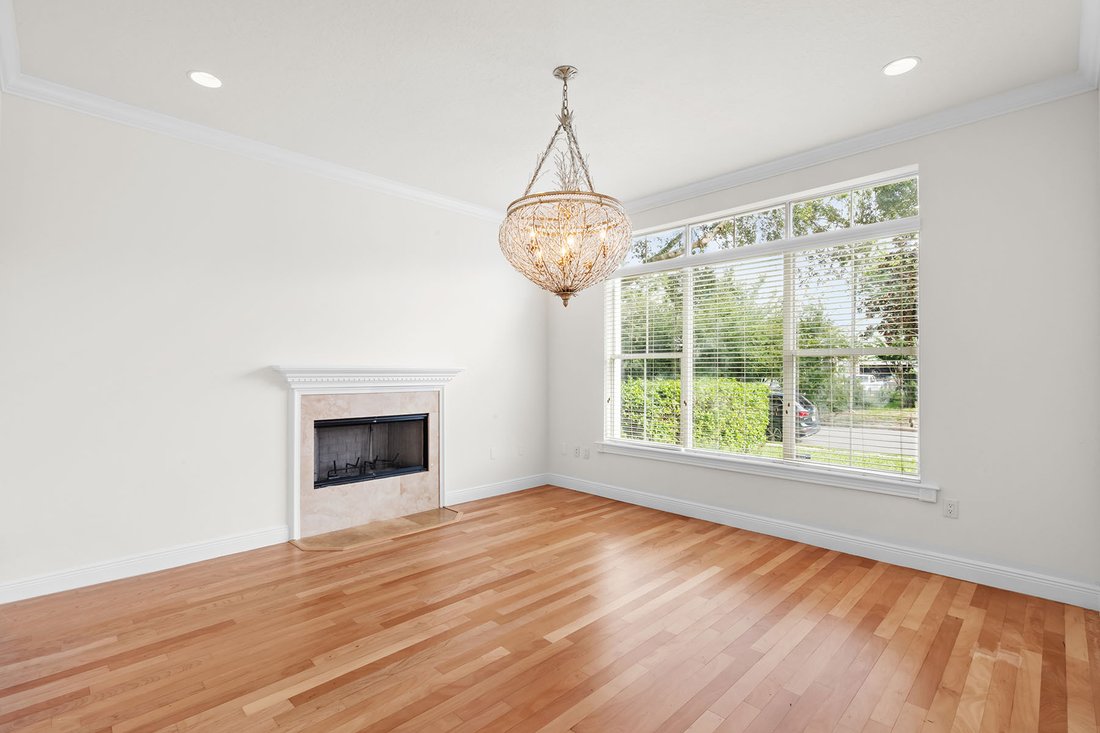 Orlando In Eatonville, Florida, United States For Sale (14464156)